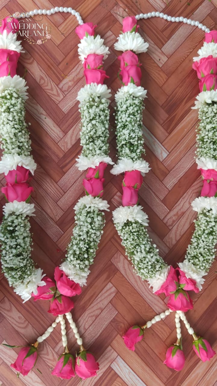 Gypsy and pink roses garlands